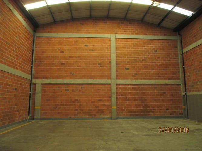 Bodega en arriendo en Suramerica, La Estrella, 450 m² · foto 4 de 11