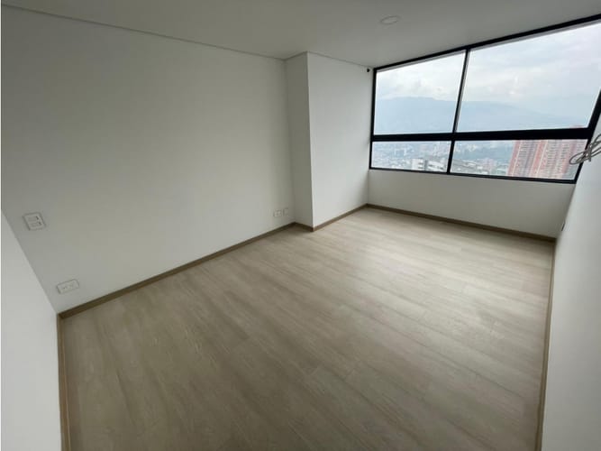 Apartamento de 3 alcobas en arriendo en Vía Las Palmas, Medellín, 83 m² · foto 4 de 24