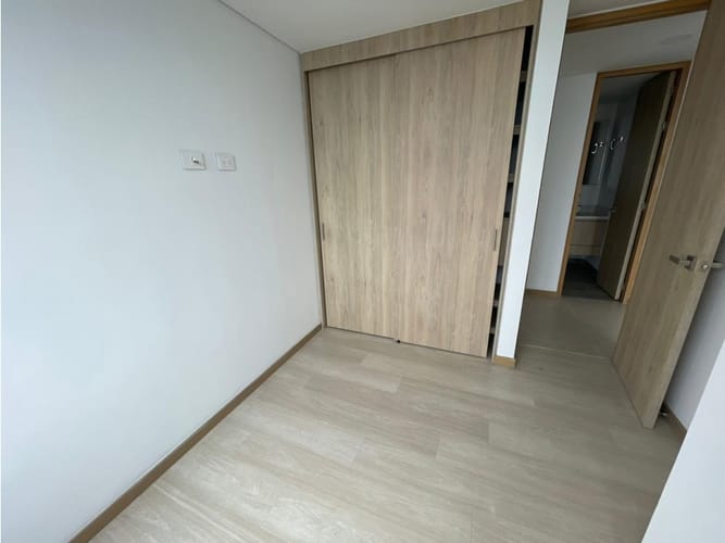 Apartamento de 3 alcobas en arriendo en Vía Las Palmas, Medellín, 83 m² · foto 5 de 24