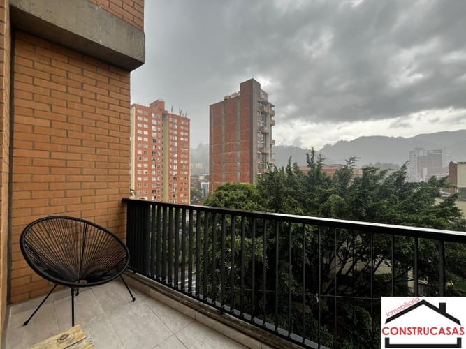 Apartamento en arriendo en Belén Los Alpes, Medellín, 35 m² · foto 14 de 23