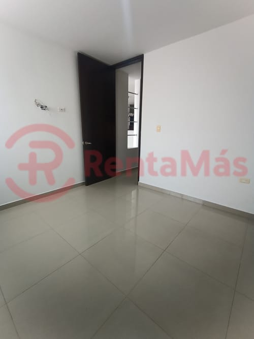 Casa de 4 alcobas en venta en Los Trapiches, Villa del Rosario, 165 m² · foto 6 de 23
