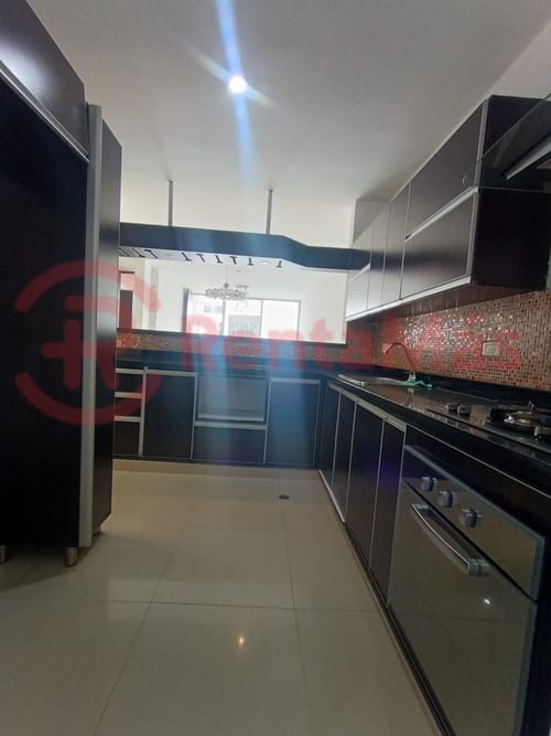 Casa de 4 alcobas en venta en Los Trapiches, Villa del Rosario, 165 m² · foto 9 de 23