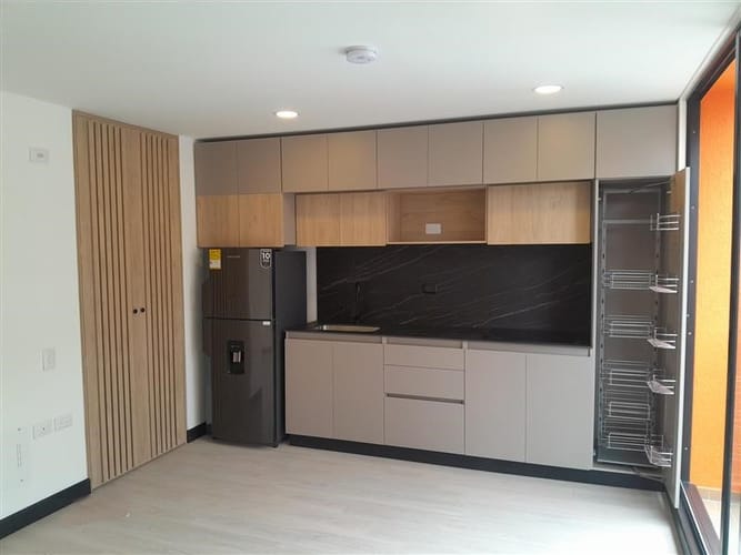 Apartamento de 2 alcobas en arriendo en Santa Barbara, Bogotá, 66 m² · foto 2 de 10