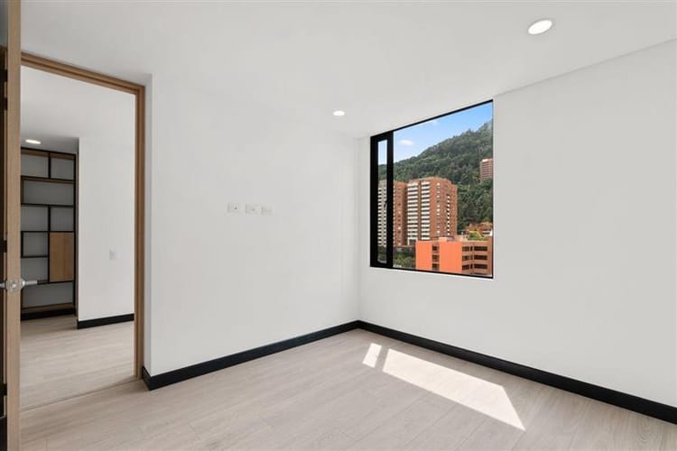 Apartamento de 2 alcobas en arriendo en Santa Barbara, Bogotá, 66 m² · foto 7 de 10