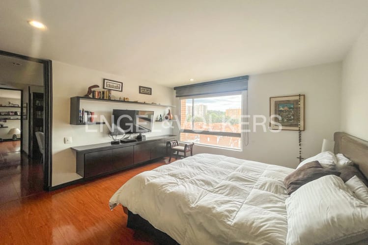 Apartamento de 3 alcobas en venta en Colina Campestre, Bogotá, 171 m² · foto 8 de 20