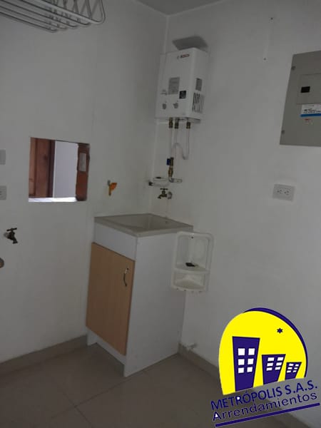 Apartamento de 1 alcoba en arriendo en La Candelaria, Medellín, 38 m² · foto 9 de 10
