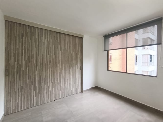 Apartamento de 3 alcobas en arriendo en Belén, Medellín, 96 m² · foto 5 de 12