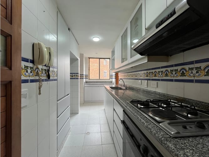 Apartamento de 3 alcobas en venta en Colina Campestre, Bogotá, 126 m² · foto 6 de 15