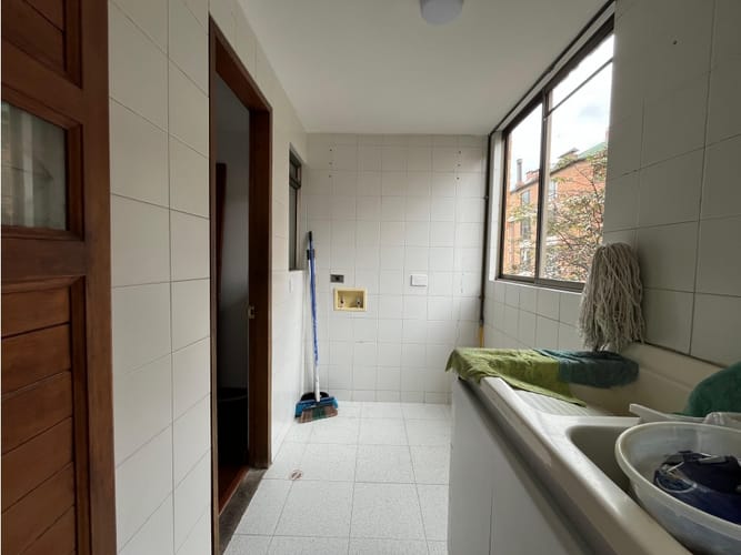 Apartamento de 3 alcobas en venta en Colina Campestre, Bogotá, 126 m² · foto 7 de 15