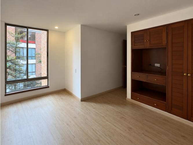 Apartamento de 3 alcobas en venta en Colina Campestre, Bogotá, 126 m² · foto 9 de 15