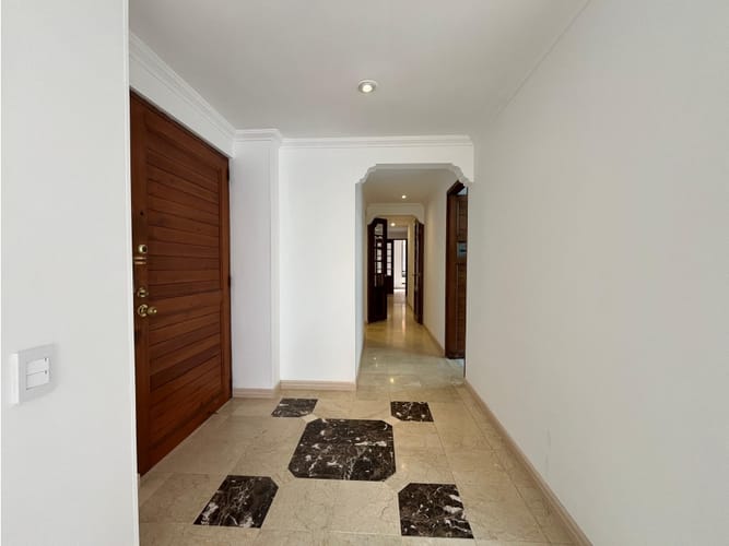 Apartamento de 3 alcobas en venta en Colina Campestre, Bogotá, 126 m² · foto 15 de 15