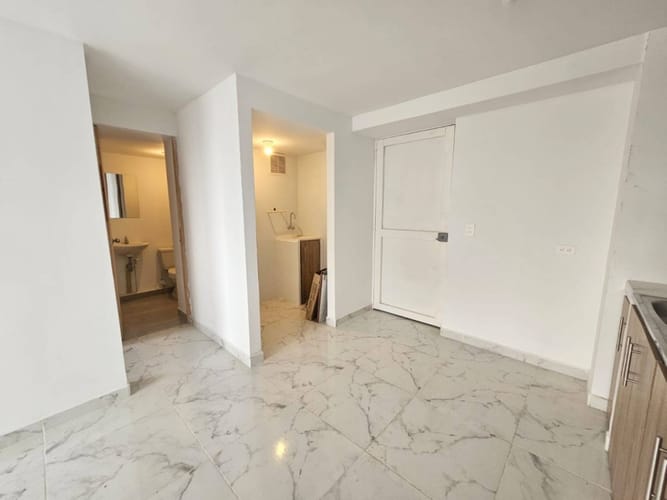 Apartamento de 2 alcobas en arriendo en Calasanz, Medellín, 52 m² · foto 4 de 7