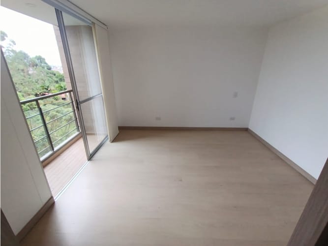 Apartamento de 3 alcobas en arriendo en La Industrial, Marinilla, 82 m² · foto 7 de 15