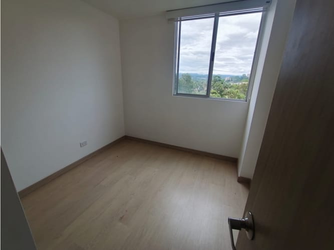 Apartamento de 3 alcobas en arriendo en La Industrial, Marinilla, 82 m² · foto 11 de 15
