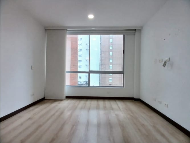 Apartamento de 3 alcobas en arriendo en Cumbres, Envigado, 110 m² · foto 19 de 24