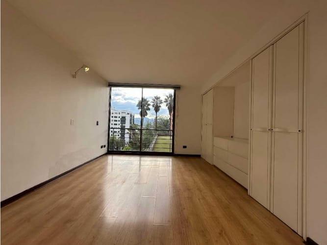 Apartamento de 1 alcoba en arriendo en Los Balsos, Medellín, 70 m² · foto 3 de 24