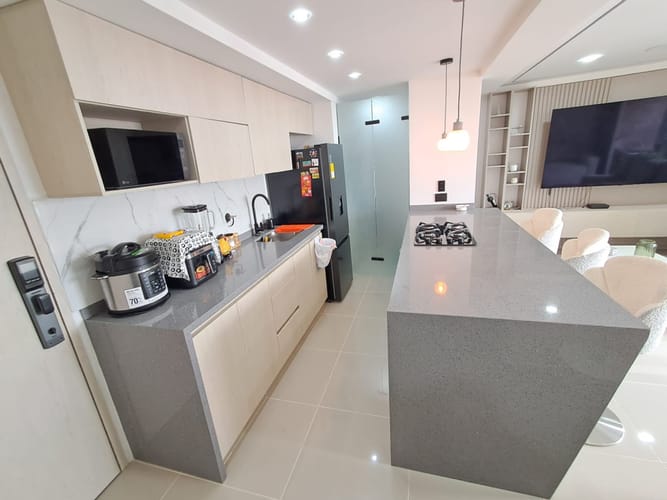 Apartamento de 2 alcobas en arriendo en Loma Del Indio, Medellín, 60 m² · foto 3 de 21