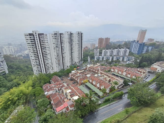 Apartamento de 2 alcobas en arriendo en Loma Del Indio, Medellín, 60 m² · foto 7 de 21
