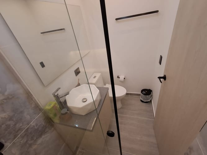 Apartamento de 2 alcobas en arriendo en Loma Del Indio, Medellín, 60 m² · foto 16 de 21