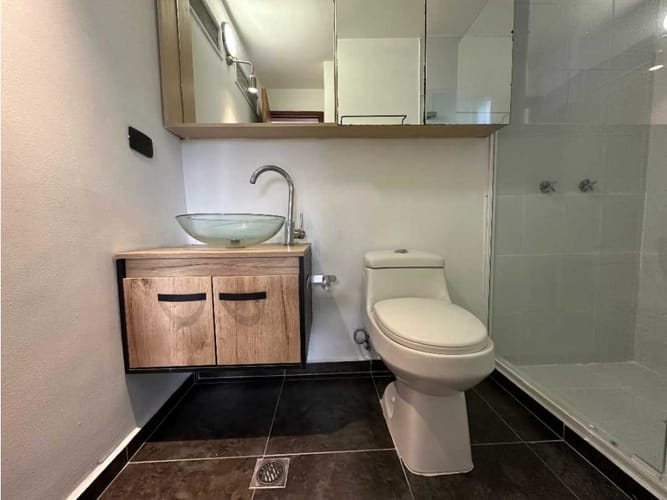 Apartamento de 1 alcoba en arriendo en Los Balsos, Medellín, 70 m² · foto 12 de 24