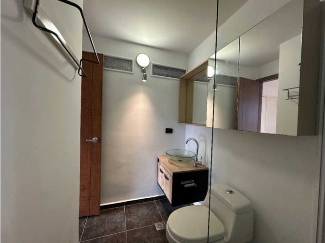 Apartamento de 1 alcoba en arriendo en Los Balsos, Medellín, 70 m² · foto 13 de 24