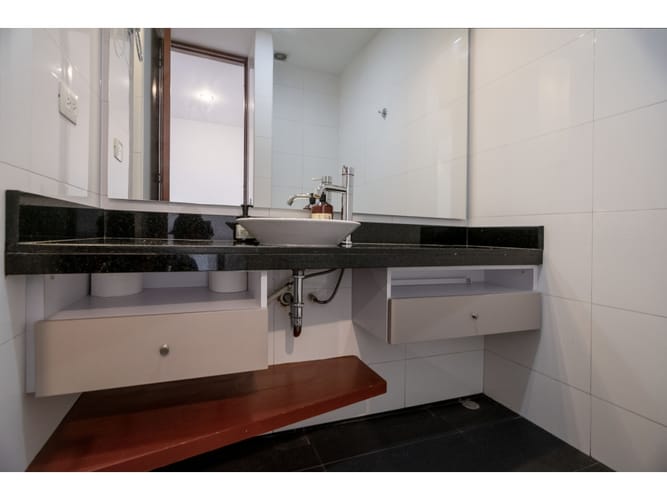 Apartamento de 2 alcobas en venta en Santa Barbara, Bogotá, 92 m² · foto 7 de 22