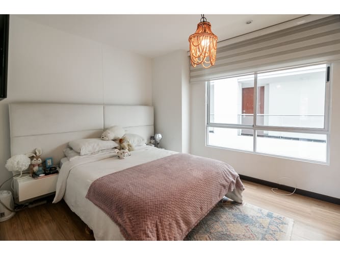 Apartamento de 2 alcobas en venta en Santa Barbara, Bogotá, 92 m² · foto 14 de 22
