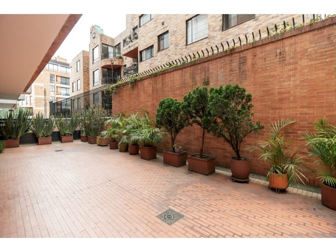 Apartamento de 2 alcobas en venta en Santa Barbara, Bogotá, 92 m² · foto 21 de 22
