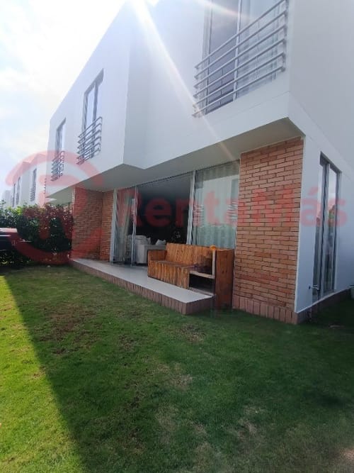 Casa de 4 alcobas en venta en Lomitas, Villa del Rosario, 134 m² · foto 8 de 24