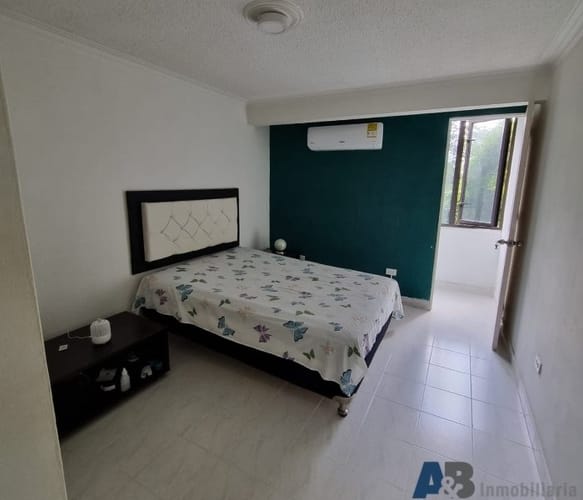 Apartamento de 4 alcobas en venta en Las Lomas, Medellín, 156 m² · foto 14 de 18