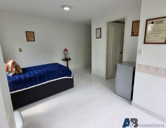 Apartamento de 4 alcobas en venta en Las Lomas, Medellín, 156 m² · foto 17 de 18