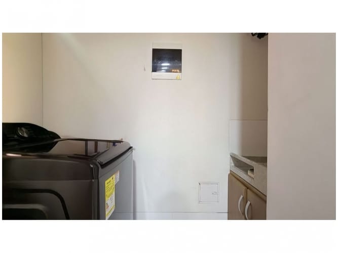 Apartamento en venta en El Poblado, Medellín, 91 m² · foto 5 de 24