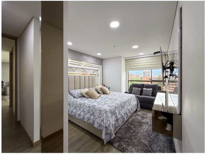 Apartamento en venta en El Poblado, Medellín, 91 m² · foto 16 de 24