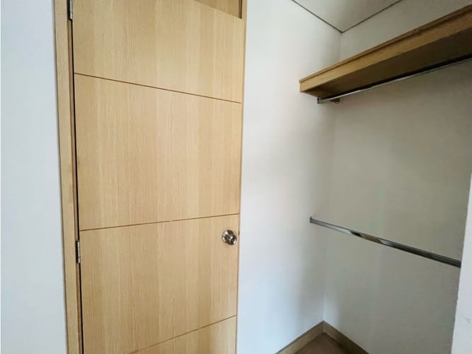 Apartamento de 3 alcobas en venta en Bello, 80 m² · foto 11 de 16