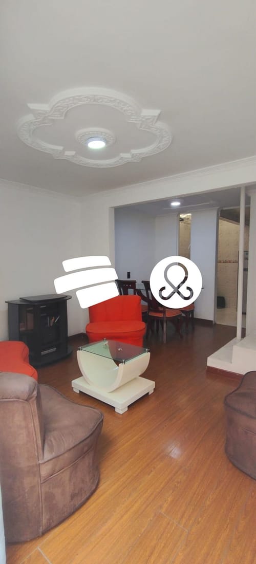 Casa de 4 alcobas en venta en Santa Catalina, Bogotá, 24 m² · foto 3 de 24