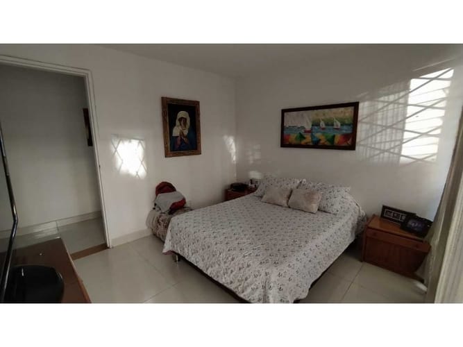 Apartamento de 3 alcobas en venta en Boston, Medellín, 106 m² · foto 9 de 21
