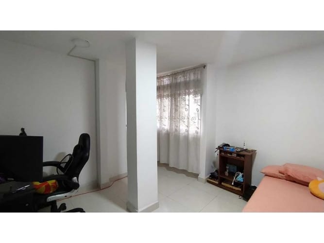 Apartamento de 3 alcobas en venta en Boston, Medellín, 106 m² · foto 15 de 21