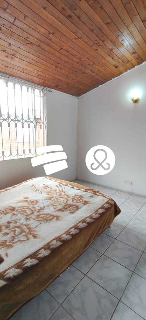 Casa de 4 alcobas en venta en Santa Catalina, Bogotá, 24 m² · foto 10 de 24