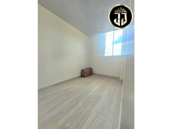 Apartamento de 2 alcobas en arriendo en La Prosperidad, Madrid, 52 m² · foto 7 de 8