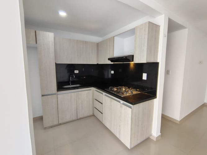 Apartamento de 3 alcobas en arriendo en La Floresta, Los Patios, 79 m² · foto 7 de 24