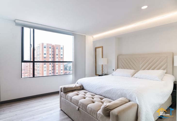 Apartamento de 3 alcobas en venta en Cedritos, Bogotá, 114 m² · foto 11 de 23