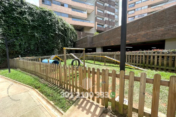 Apartamento de 3 alcobas en arriendo en El Chocho, Envigado, 98 m² · foto 22 de 24