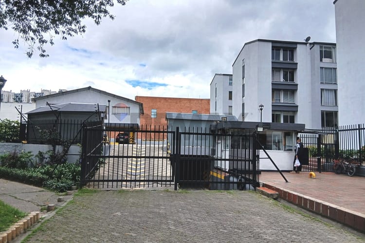 Apartamento de 4 alcobas en venta en Lagos De Torca, Bogotá, 77 m² · foto 19 de 20