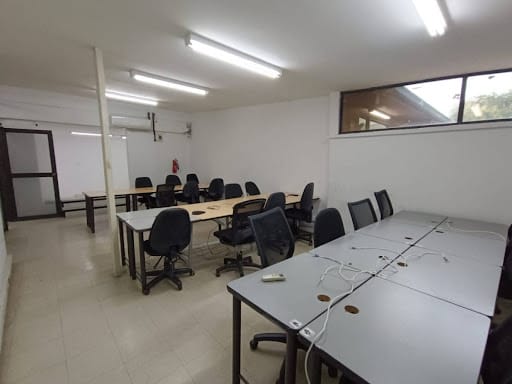 Casa de 11 alcobas en venta en La Flora, Cali, 698 m² · foto 8 de 24
