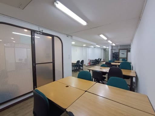 Casa de 11 alcobas en venta en La Flora, Cali, 698 m² · foto 10 de 24