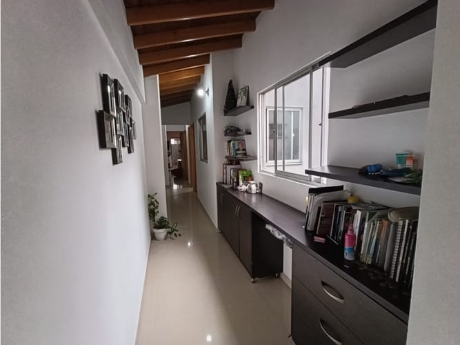 Apartamento de 3 alcobas en venta en Florida Nueva, Medellín, 82 m² · foto 7 de 14
