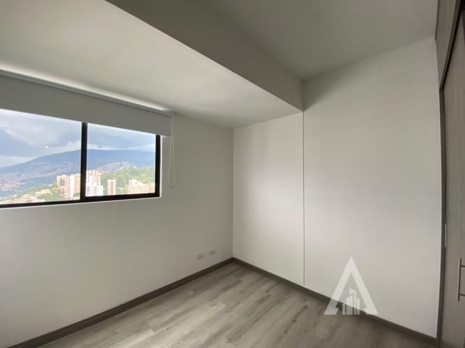 Apartamento de 3 alcobas en arriendo en Las Granjas, Medellín, 76 m² · foto 4 de 12