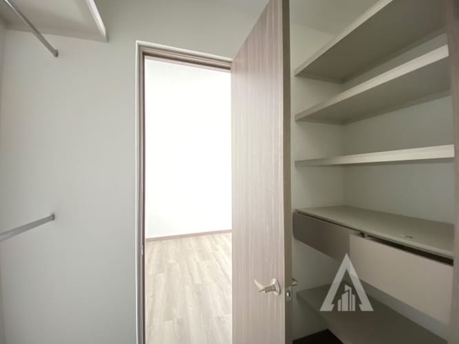 Apartamento de 3 alcobas en arriendo en Las Granjas, Medellín, 76 m² · foto 5 de 12