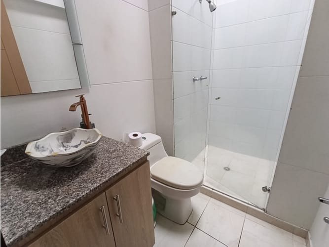 Apartamento de 3 alcobas en venta en Florida Nueva, Medellín, 82 m² · foto 12 de 14