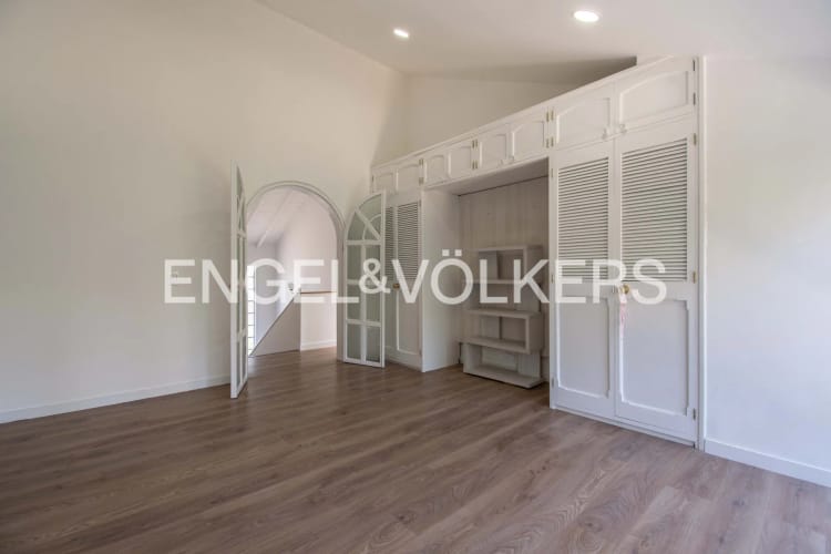 Casa de 4 alcobas en venta en Las Lomas No.1, Medellín, 235 m² · foto 12 de 17